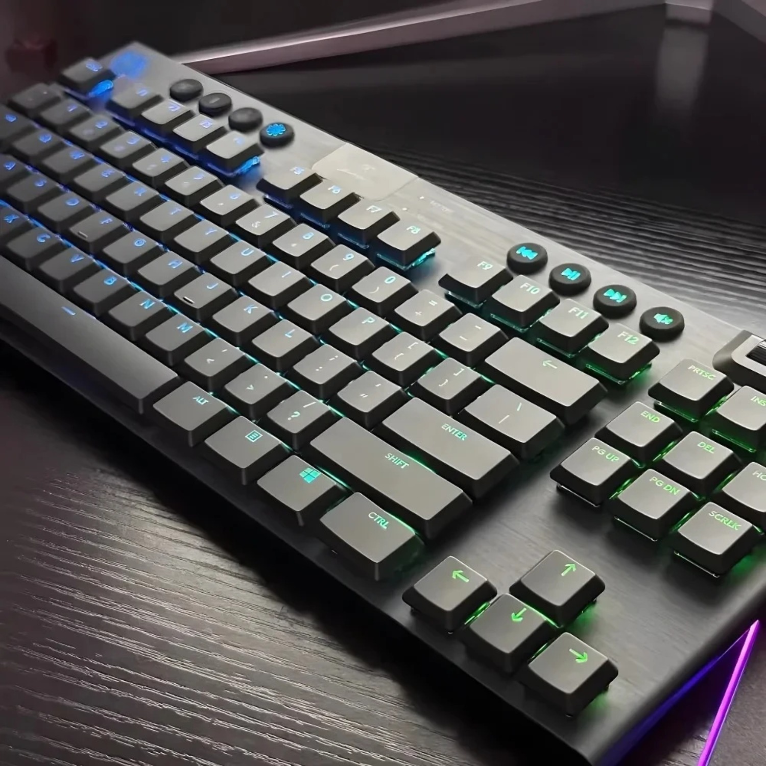 New DIY backlight replacement  - Gaming Keyboard Tkl のレビューと価格
