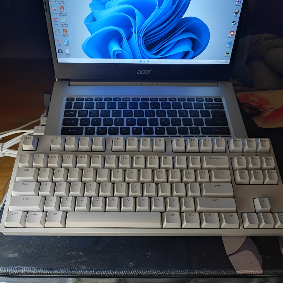 IKBC Wired Vintage C87 cherry  - Gaming Keyboard Tkl のレビューと価格